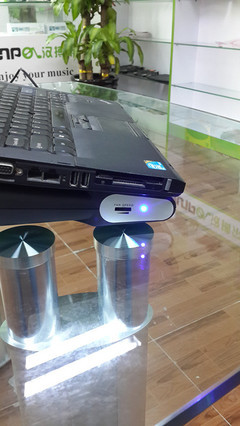 HUNPOL 漢搏爾 筆記本散熱底座與高品質2.0音箱的完美融合